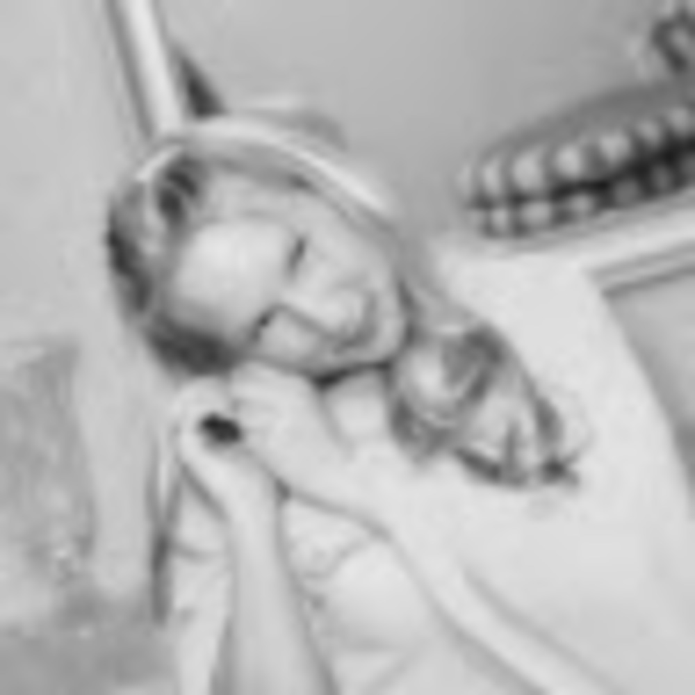 Meet your Posher, Calissa